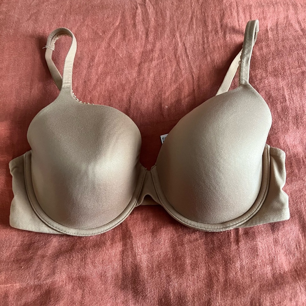 VS lightly lined perfect coverage bra